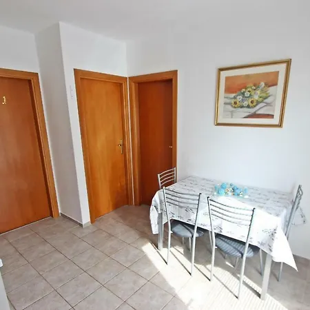 Apartamento Josip *